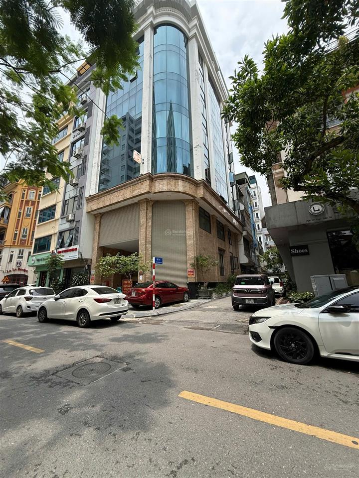 Mặt phố q. cầu giấy 140m2 mặt đường 4 làn xe vỉa hè 5m kinh doanh  building