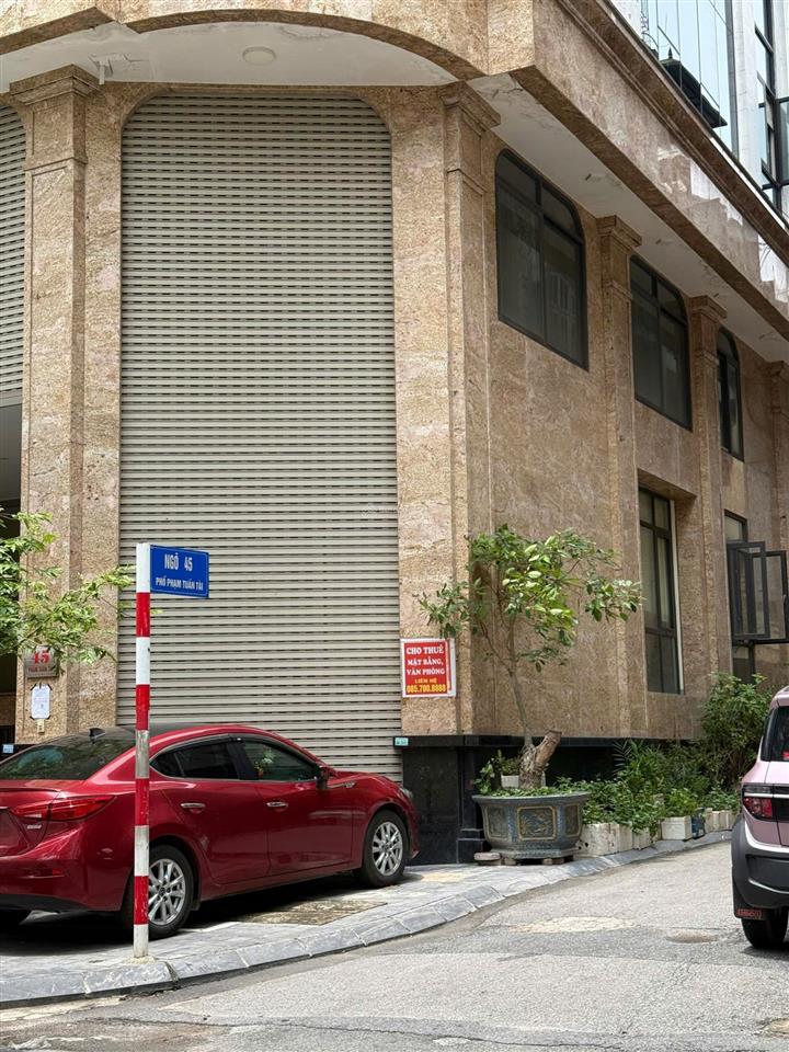 Mặt phố q. cầu giấy 140m2 mặt đường 4 làn xe vỉa hè 5m kinh doanh  building