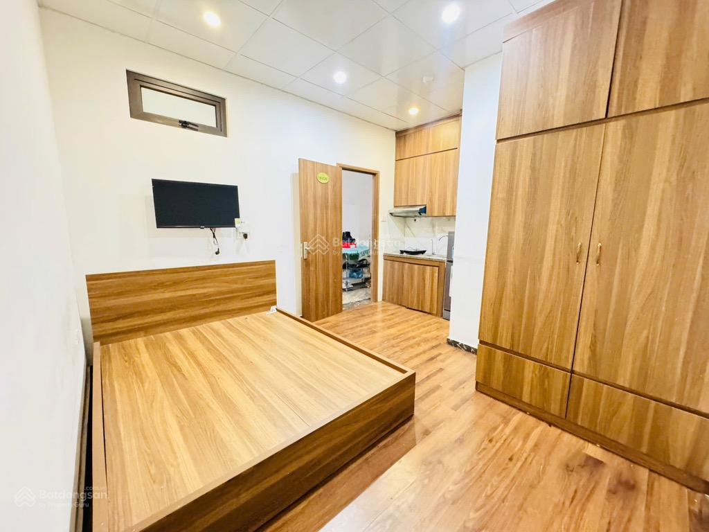 Tòa ccmn cầu giấy  190m2  lô góc  9 tầng  76p cho thuê  dòng tiền 400tr/tháng  chủ cần bán