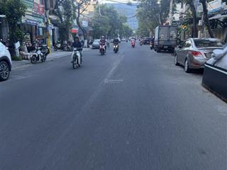Bán lô đất mặt tiền 15m khu sơn trà  trần nhân tông  gọi huy phan