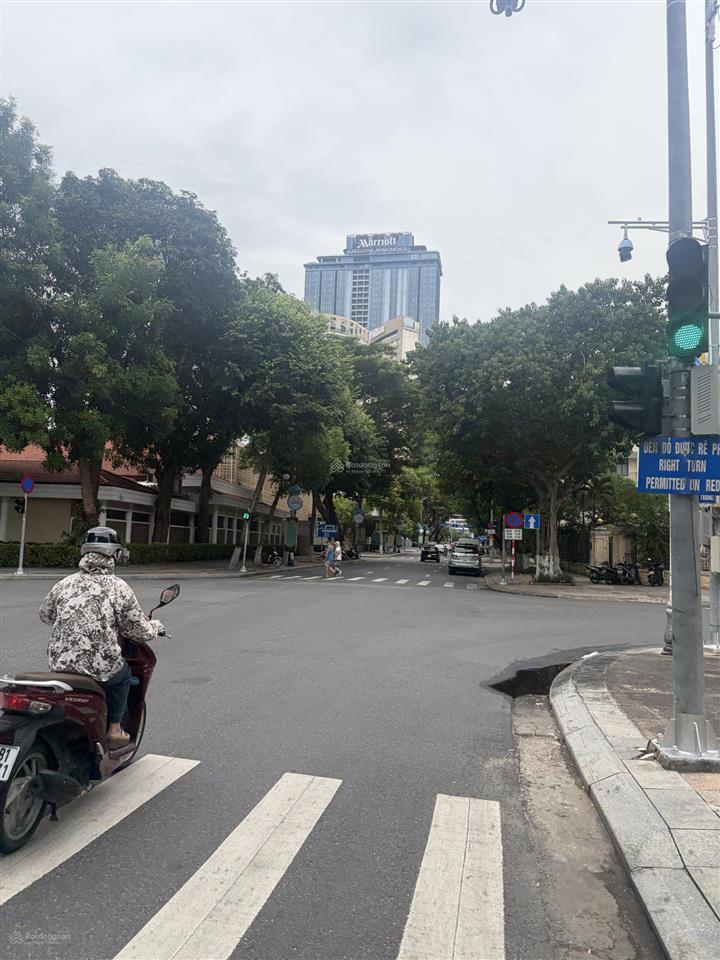 Đối lưng sông hàn gần novotel, mặt tiền trần phú 466,4m2 tmdv  gọi huy phan