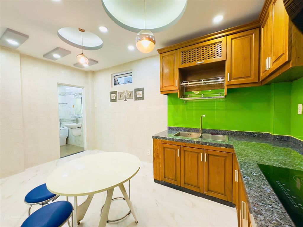 Bán nhà hxh chu văn an 4pn nở hậu giá tốt gần chợ bv gia định 5p qua q1