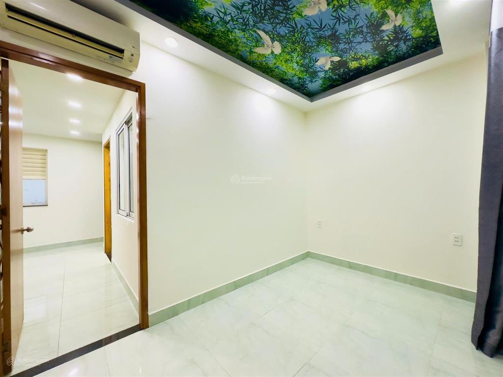 Bán nhà hxh chu văn an 4pn nở hậu giá tốt gần chợ bv gia định 5p qua q1