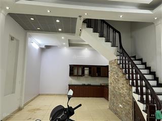 Cho thuê nhà biệt thự tại ngõ 1, phạm tuấn tài, 27 triệu, 60 m2, giá tốt, nhiều tiện ích