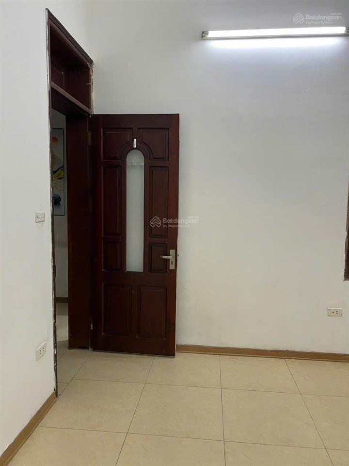 Cho thuê nhà lk ngõ 1 phạm tuấn tài làm vp cty mt 5,5m, 4 tầng