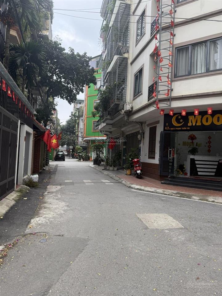 Cho thuê nhà lk ngõ 1 phạm tuấn tài làm vp cty mt 5,5m, 4 tầng