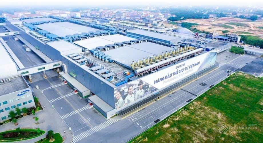 Lô đất giá rẻ ngay cổng 2 khu du lịch sơn tiên, cách metro 300m, cách thủ đức 15 phút, cạnh khc đn