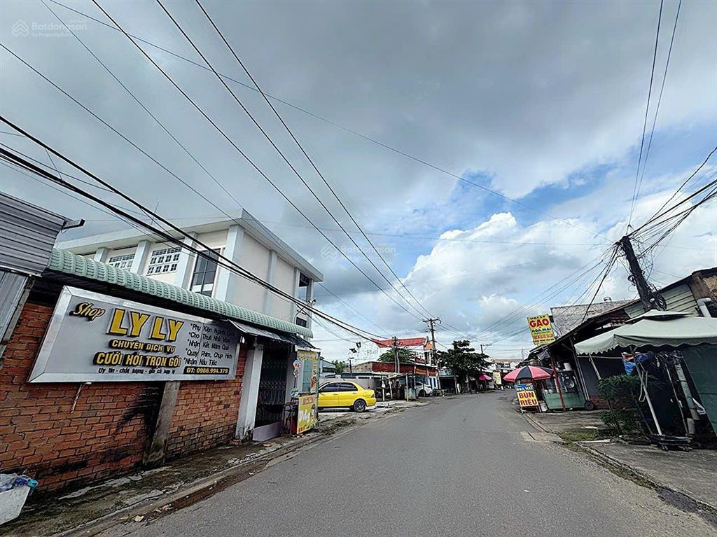 Lô đất giá rẻ ngay cổng 2 khu du lịch sơn tiên, cách metro 300m, cách thủ đức 15 phút, cạnh khc đn