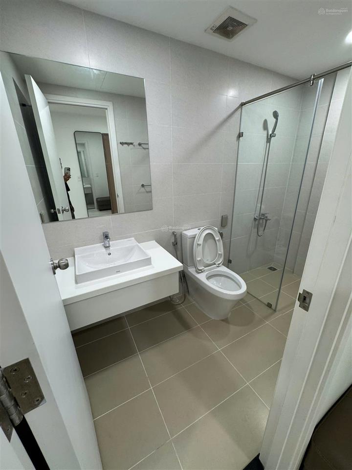 Cho thuê căn hộ 3pn, 152m2 full nội thất, phòng trống sẵn, ở ngay tại ascent lakeside