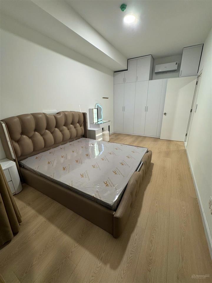 Cho thuê căn hộ 3pn, 152m2 full nội thất, phòng trống sẵn, ở ngay tại ascent lakeside