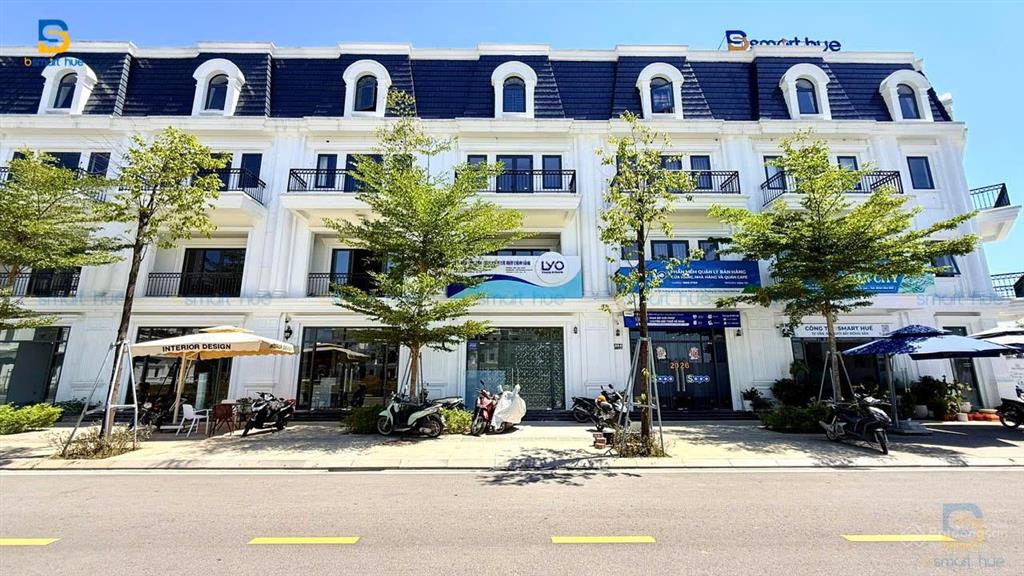 Giá 7 tỷ nhà 04 tầng 09 phòng trung tâm tp huế, đang kinh doanh mùa cao điểm doanh thu 120tr/tháng