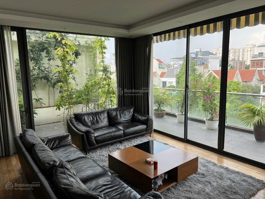 Biệt thự đơn lập mỹ đình  2 mặt ô tô tránh  khu vip quan chức