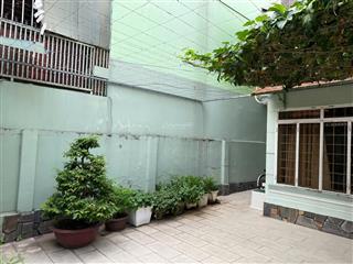Cho thuê biệt thự sân vườn ngay mt lam sơn phường 2 tân bình , kế sân bay tân sơn nhất