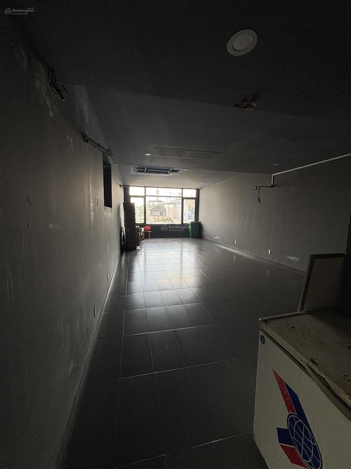 Độc quyền bán nhà mt 78 lê văn sỹ. p11. quận phú nhuận. 7,4 x 22m. 4 tầng. hđt 120tr. giá 55 tỷ tl