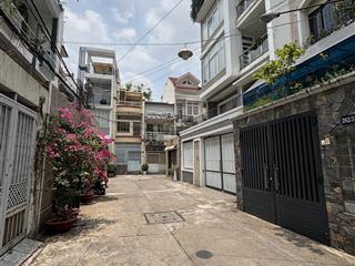 Hẻm víp 262 huỳnh văn bánh. p11. quận phú nhuận. dt  4 x 18m. 72m2. 1 trệt 3 lầu st. giá 16.9 tỷ