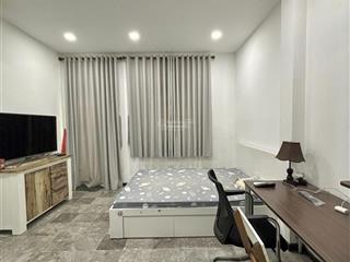Bán nhà hẻm 6m phan đình phùng. p2. q phú nhuận. 4 x 11m. 1 trệt 4 lầu. hđt 30tr/1th. giá 9.5 tỷ tl
