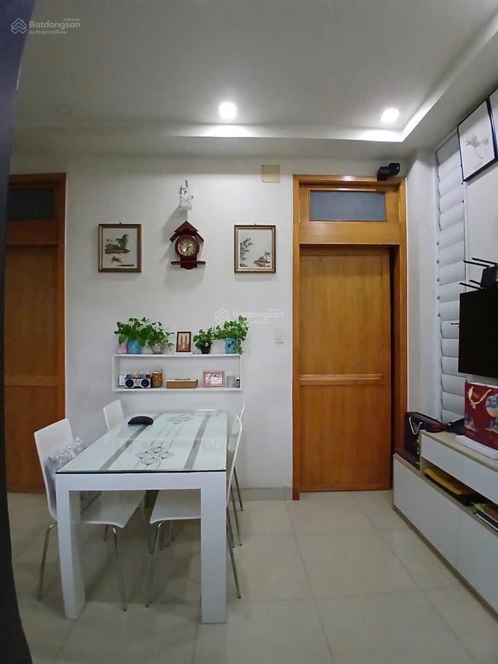 Bán nhà mặt tiền hoàng hoa thám p5 bình thạnh. dt 9 x 10m. 1 trệt 5 lầu. giá 17.5 tỷ tl