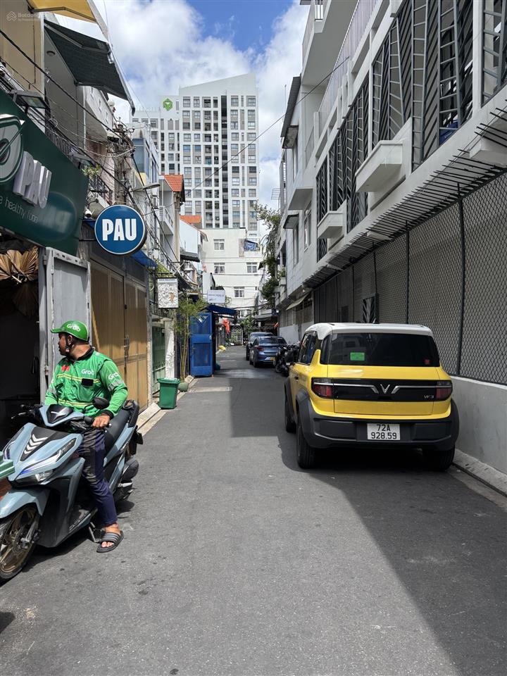 Bán nhà hẻm xe hơi 220 nguyễn trọng tuyển. p8. q. phú nhuận. 4 x 19m. 1 trệt 2 lầu. giá 13,2 tỷ tl