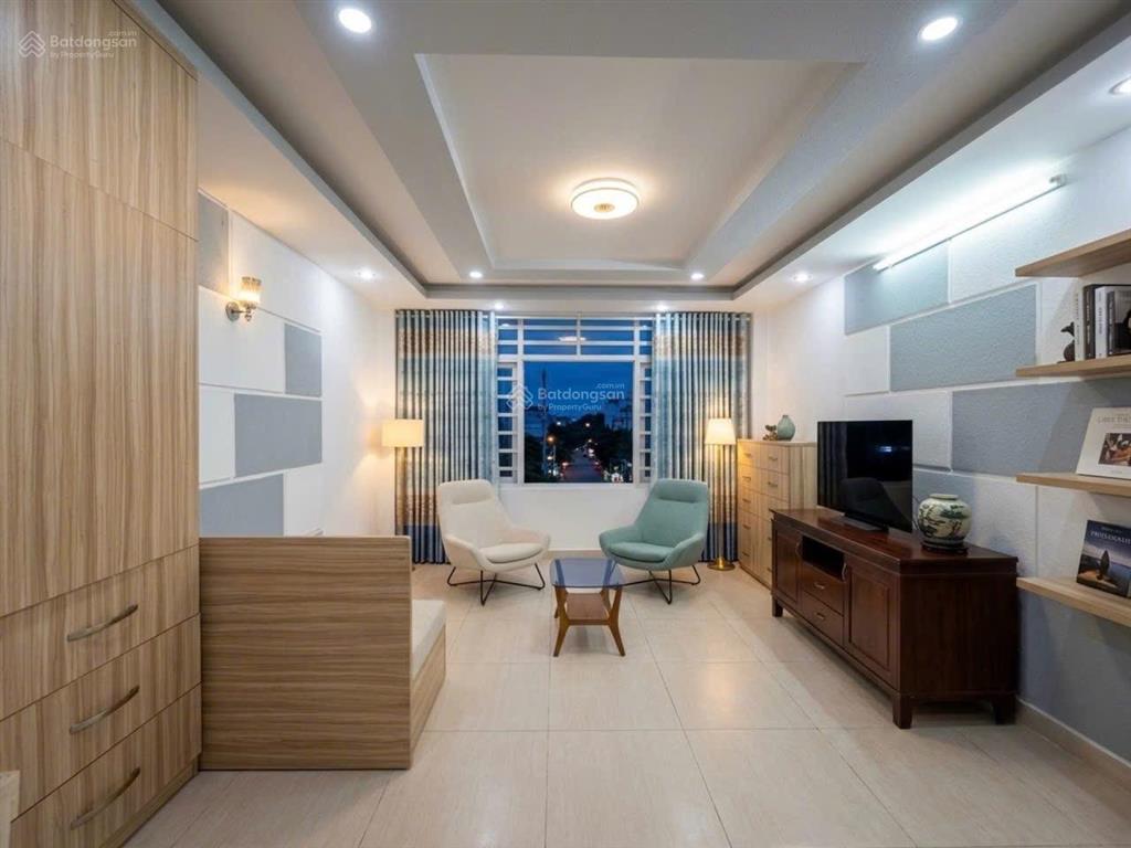 Bán nhà hẻm xe hơi 6m huỳnh văn bánh. p12. quận phú nhuận. 4,4 x 10m. 1 trệt 4 lầu. giá 10,8 tỷ