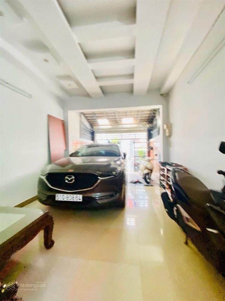 Chỉ 9,4 tỷ hxh. vị trí vàng. nhà đep 4 tầng. bờ bao tân thắng. dt 4 x 18m. 5pn. 5wc. xem là thích