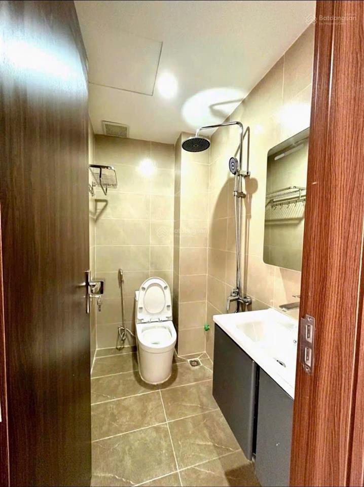 Định công  60m2 2 tầng  mới keeng  ô tô đỗ cửa  giá 2,8 tỷ tìm đâu nữa  vị trí đẹp, ngõ thông