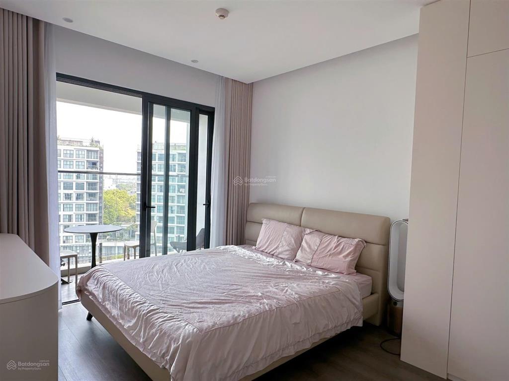 Bán diamond alnata plus, celadon city, 3pn tầng 9 căn góc 118,6m2, ban công dài, có ô xe định danh