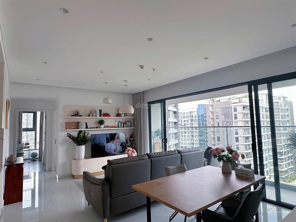 Bán diamond alnata plus, celadon city, 3pn tầng 9 căn góc 118,6m2, ban công dài, có ô xe định danh