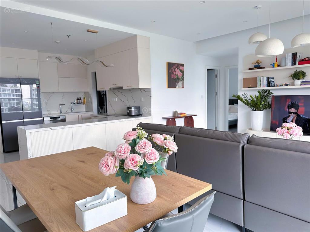Bán diamond alnata plus, celadon city, 3pn tầng 9 căn góc 118,6m2, ban công dài, có ô xe định danh