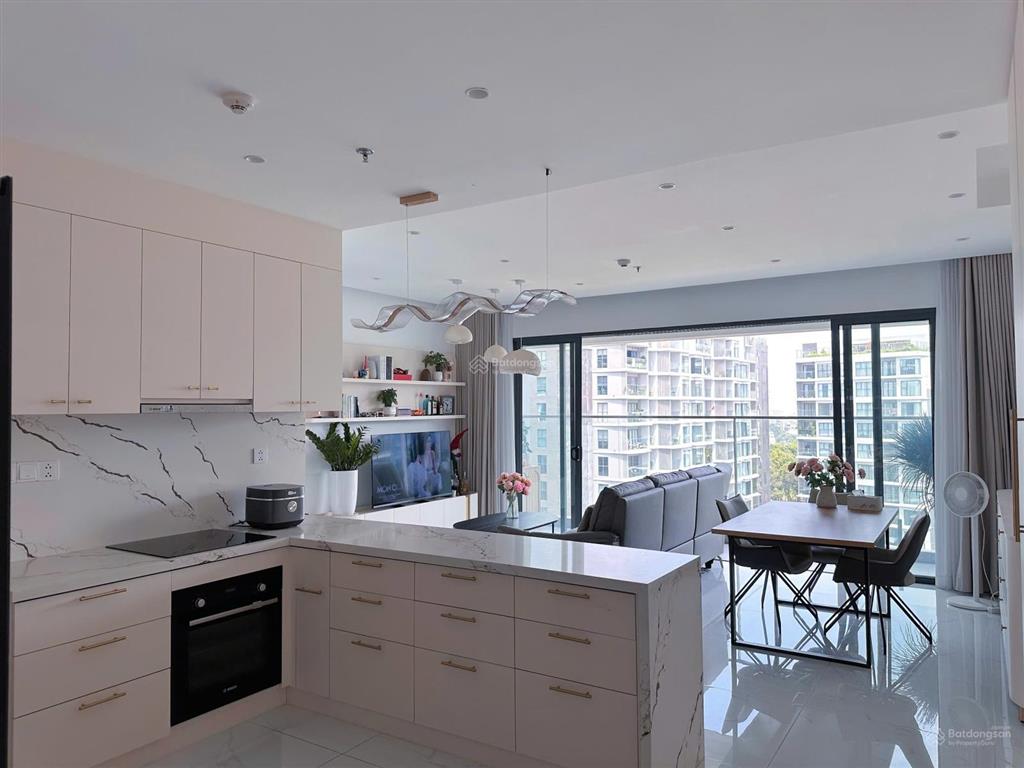 Bán diamond alnata plus, celadon city, 3pn tầng 9 căn góc 118,6m2, ban công dài, có ô xe định danh
