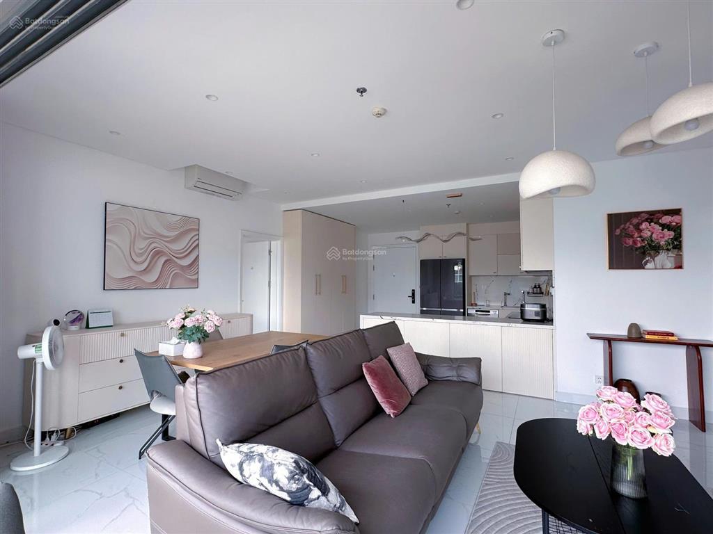Bán diamond alnata plus, celadon city, 3pn tầng 9 căn góc 118,6m2, ban công dài, có ô xe định danh