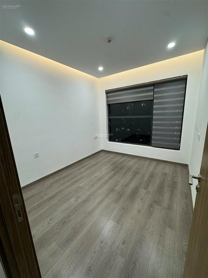 Cho thuê căn góc, tầng 8, 2pn diamond alnata plus chỉ 16 triệu/tháng. ngay cạnh aeon tân phú