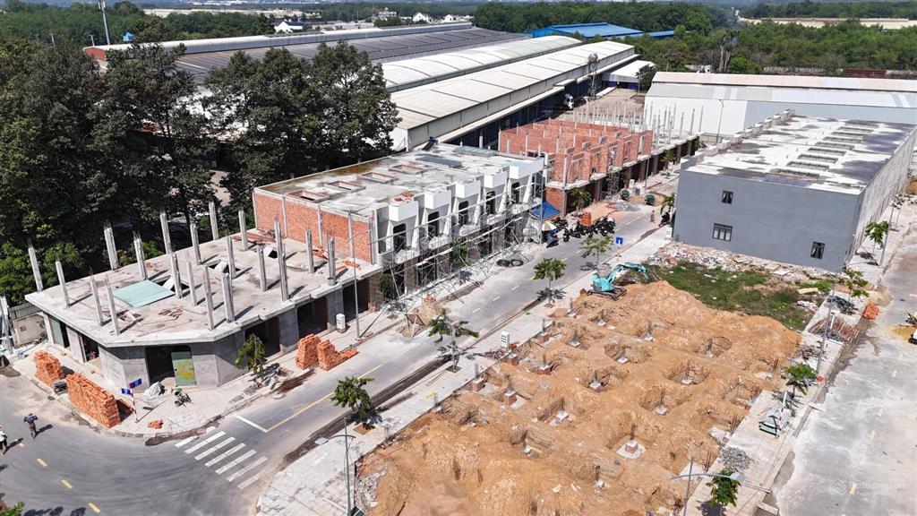 Nhà phố mặt tiền hl409, 72m², giá chỉ 3,3 tỷ