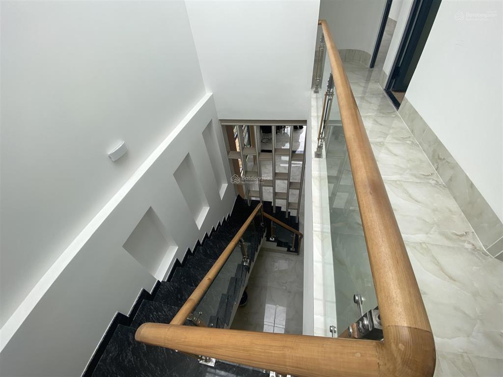 Nhà mặt tiền hl409 an cư trong khu compound