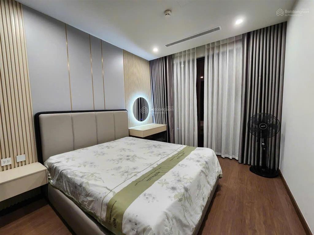 Anh tuấn chuyển lên căn 3 ngủ, bán gấp lại căn 1 ngủ +1, giá 6.9 tỷ cc sky park, tặng full nội thất