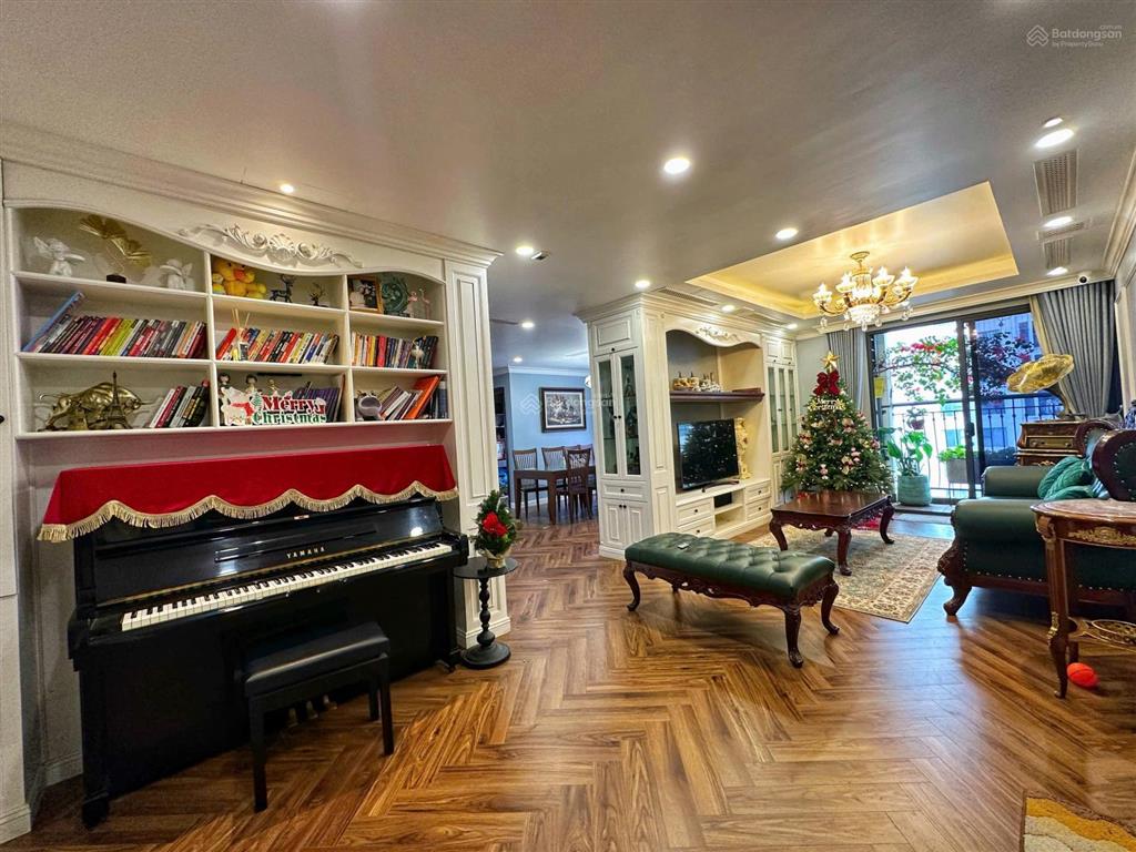Chính chủ bán gấp cc green park dương đình nghệ 110m2, 3ngủ, 2wc,view đẹp, giá9tỷ. 0762,656.868