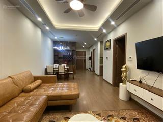 Chính chủ bán gấp cc bonaza 23 duy tân 92m2, 3 ngủ,2wc, full nội thất, giá 7 tỷ. 0762,656.686