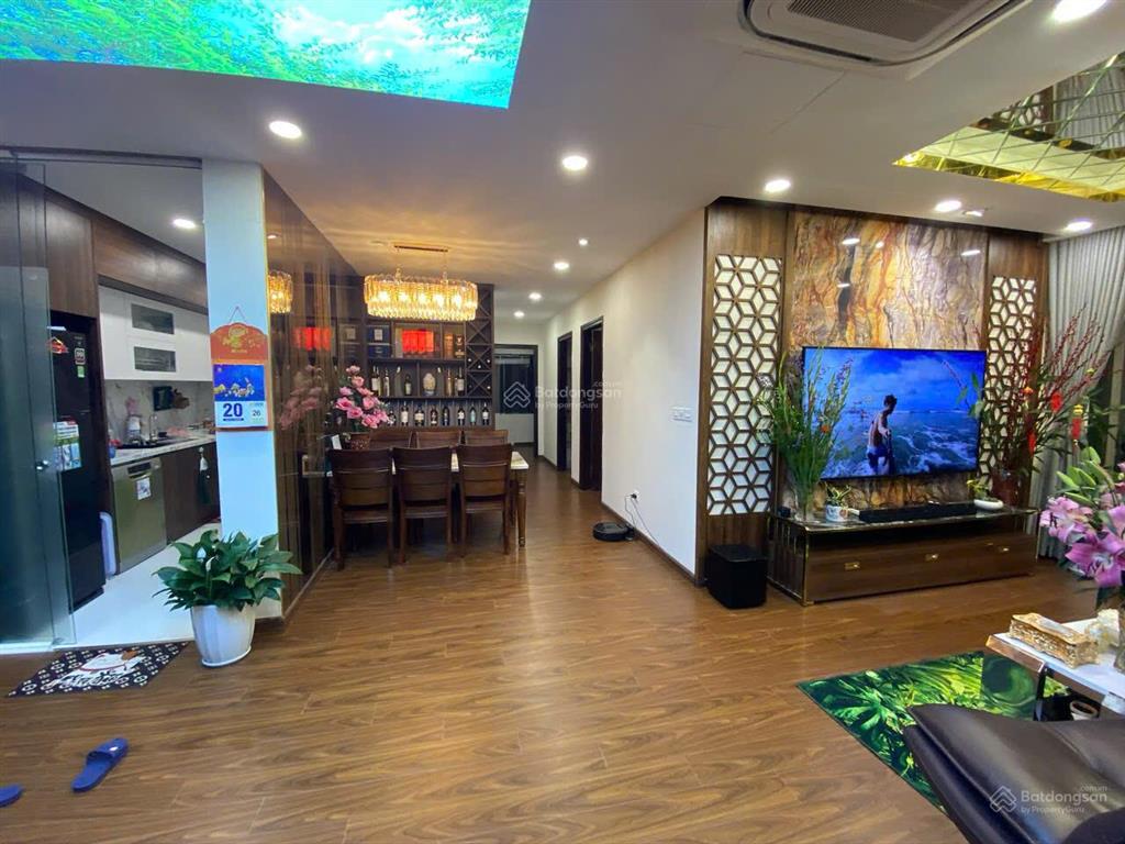 Mới ! hiếm có căn 3 ngủ view công viên chỉ 9 tỷ. full nt, sổ đỏ, slot oto, ở ngay. 0762,656.686