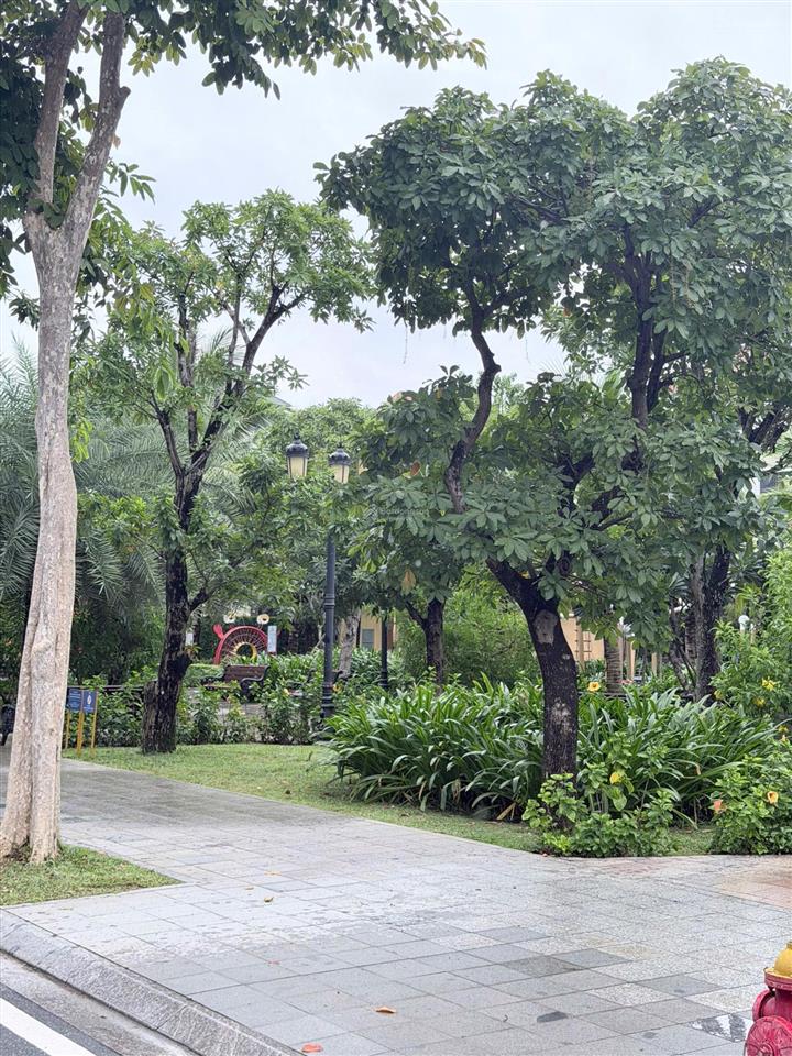 Bán gấp btsl tại san hô vinhomes ocean park 2, 18 tỷ, 150m2 view công viên vườn hoa