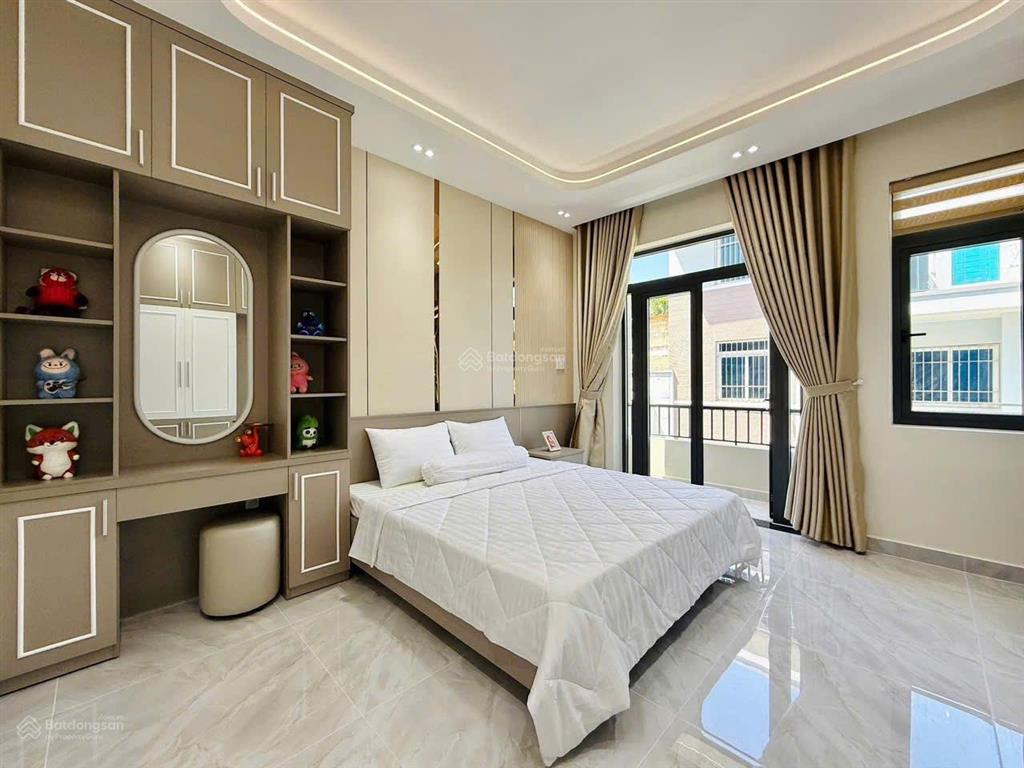 Nhà chủ xây kiên cố hẻm 6m kinh dương vương, 4 x16, 5 tầng btct, 5pn 6 wc, ngay phố ẩm thực quận 6