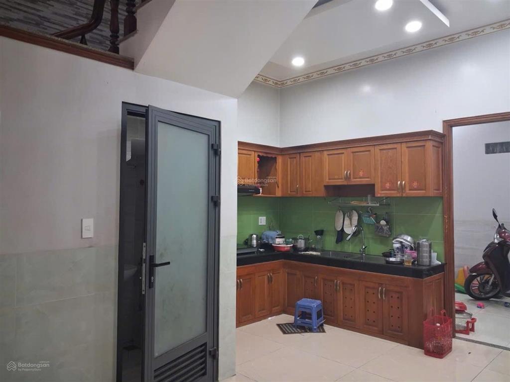 Bán nhà đẹp 4 tầng linh xuân thủ đức, 73 m2, 6,6 tỷ.