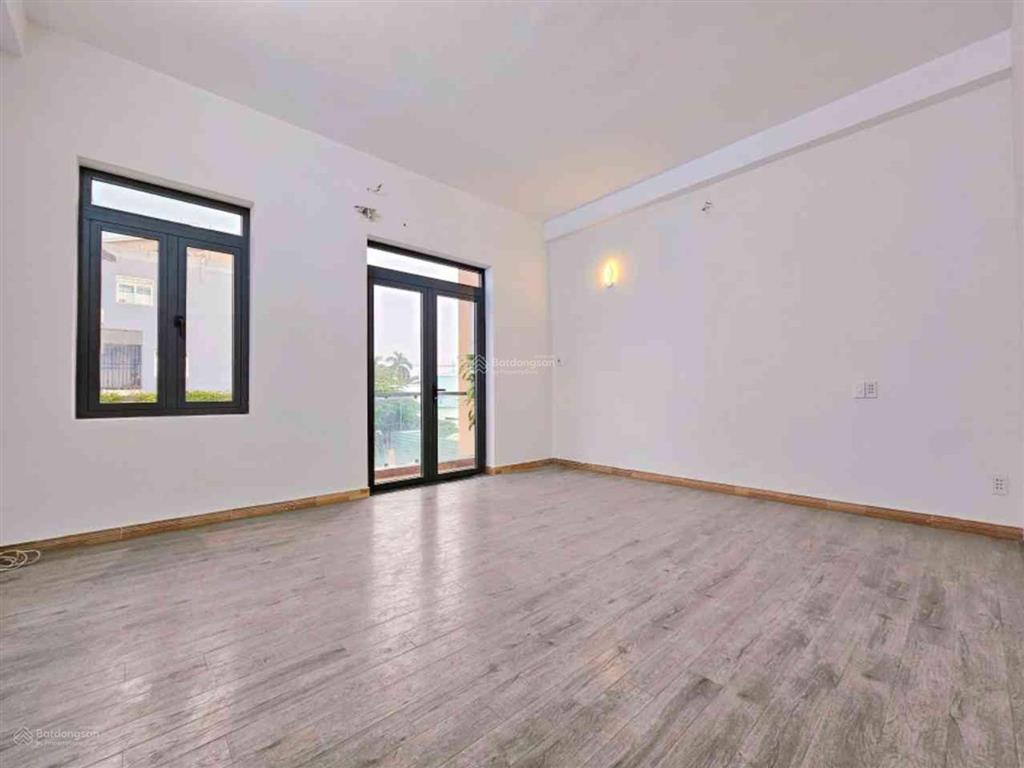 Giá tốt  nhà kha vạn cân, linh đông, 8,09 tỷ