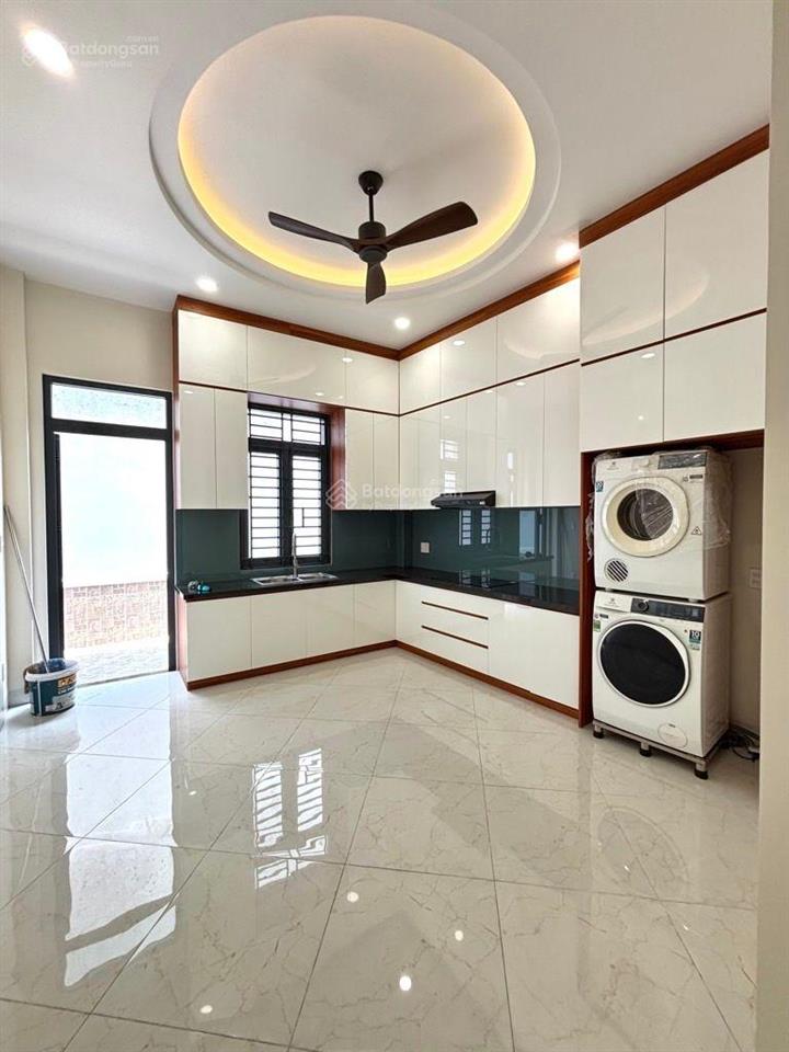 Nhà đẹp giá tốt  khu phân lô linh xuân, 6,7 tỷ