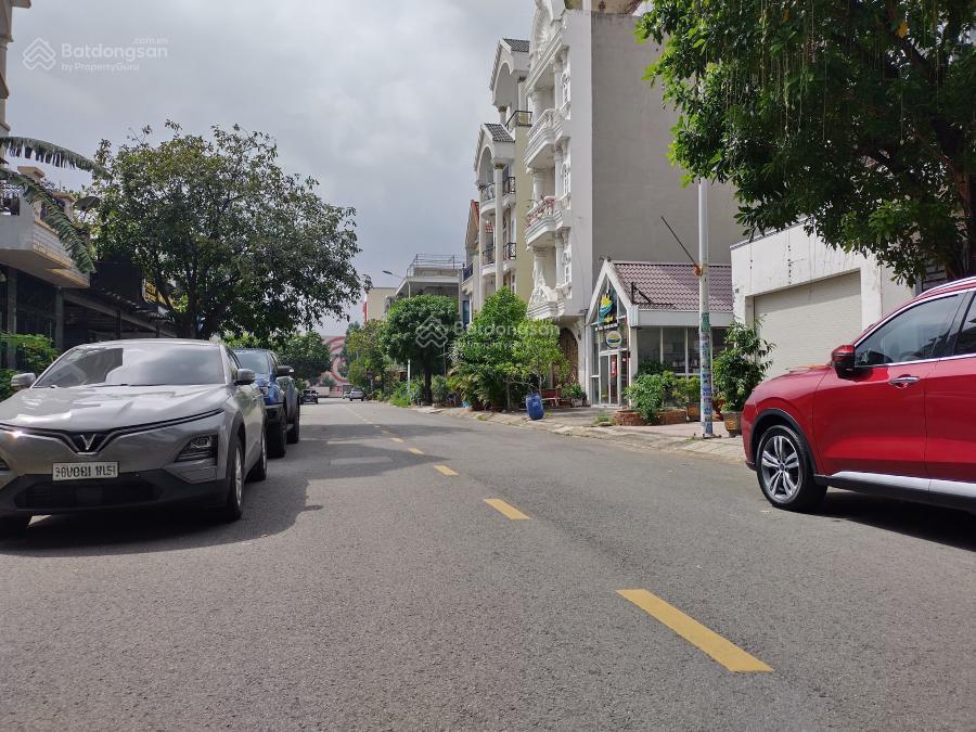 Bán đất nền dự án green square  dĩ an  110m2  10,9 tỷ