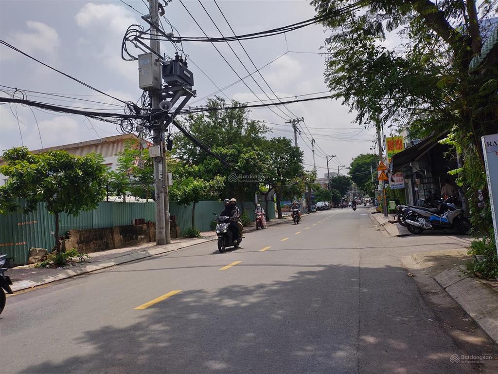 Bán đất tặng nhà linh xuân thủ đức  120m2 6,4 tỷ