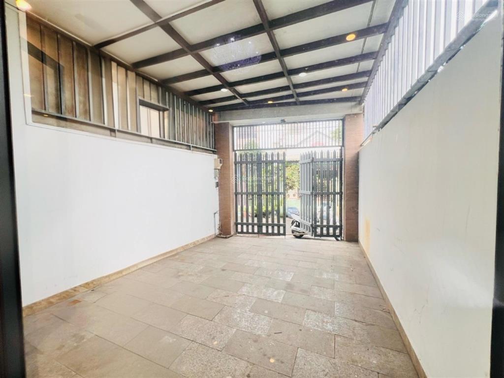 Bán nhà 3 tầng linh xuân thủ đức  83m2  6,15 tỷ