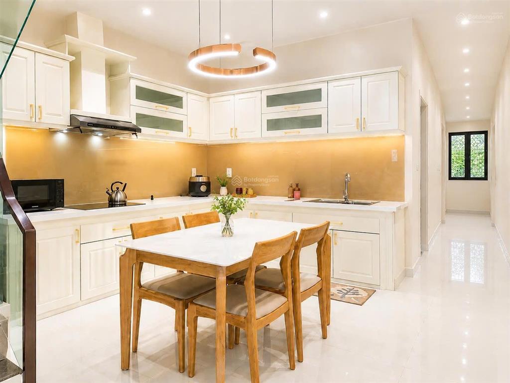 Bán nhà mặt tiền trung tâm thanh khê  full nội thất cao cấp