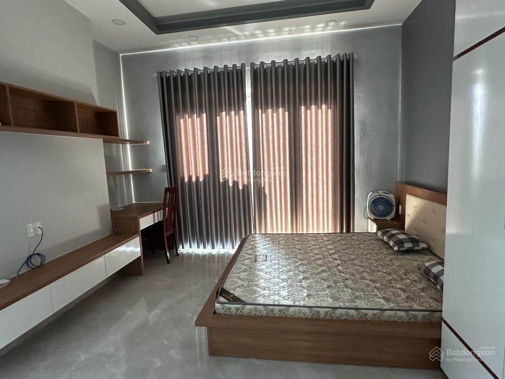 Villa mini sân vườn giữa lòng quận 7 không gian xanh hiếm có chỉ 8 tỷ 100 triệu đồng