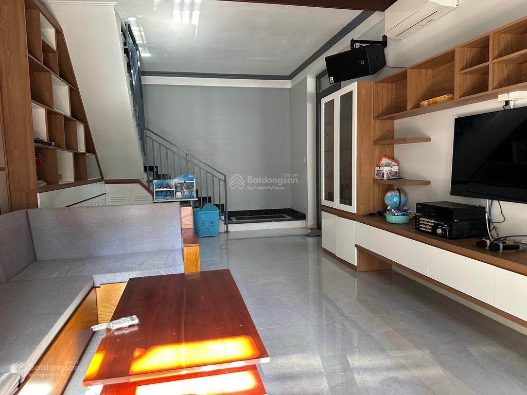 Villa mini sân vườn giữa lòng quận 7 không gian xanh hiếm có chỉ 8 tỷ 100 triệu đồng
