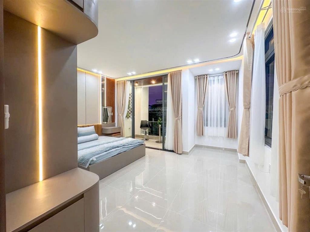 Thanh khoản chỉ 6 tỷ 5. nhà góc 2 mặt hẻm kinh doanh