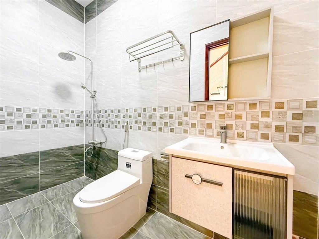 Nhà 3 tầng mới tặng full nội thất lô nhì dương cát lợi cách mặt tiền chỉ 10m thanh khoản 6 tỷ 780